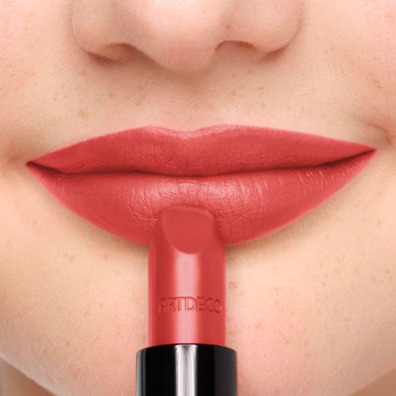 Perfect Mat Lipstick Artdeco - 112 (orangey red)