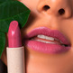 Barra  labios Natural Cream Lipstick Green 673- Peony